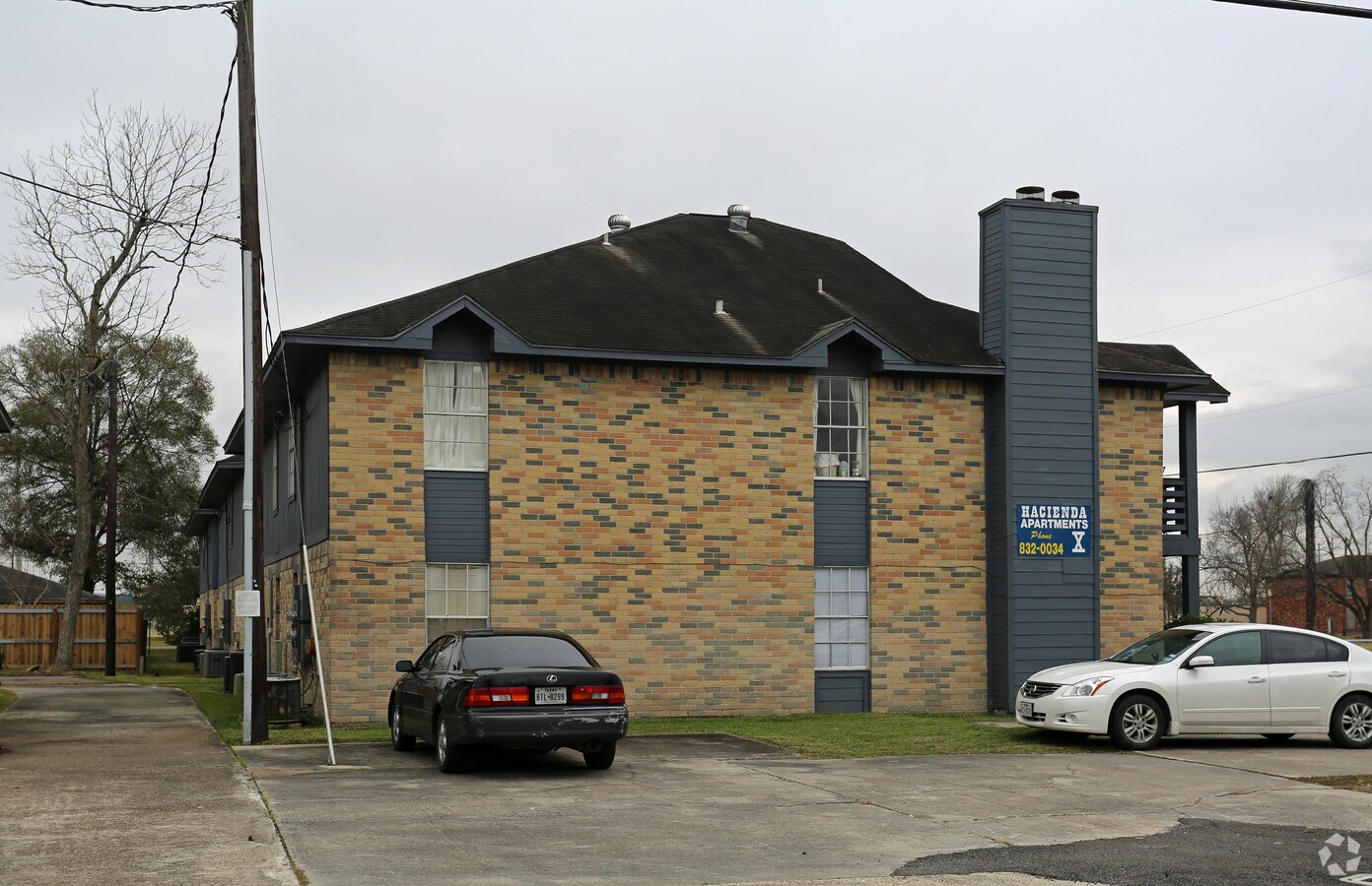 Photo - Hacienda Apartments