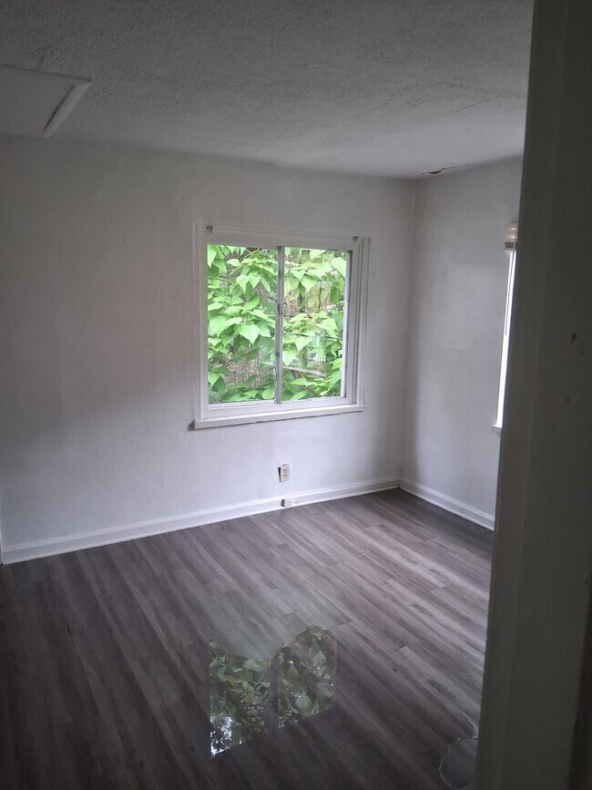 Photo - 644 Redwood Ave