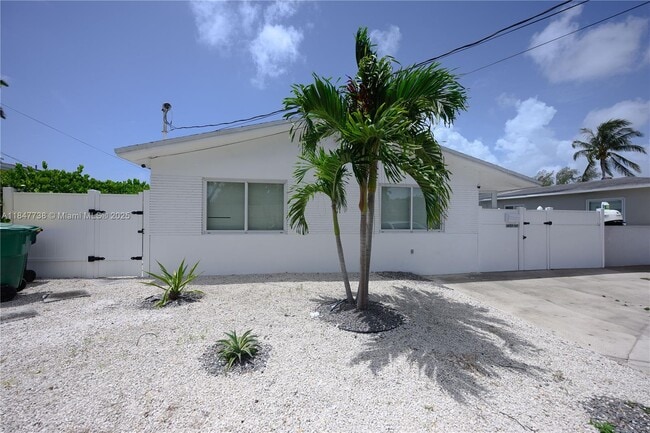 Photo - 1453 NW 10th St Apartment Unit 2