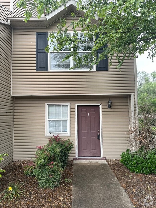 Building Photo - 2-Bedroom, 2-Bathroom End Unit Condo with ...