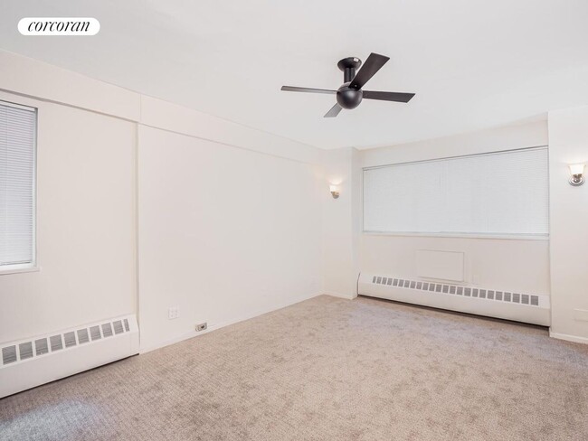 Photo - 20 E 68th St