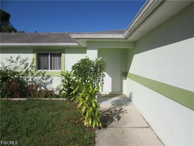Photo - 922 Eisenhower Blvd