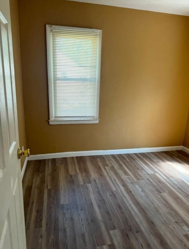 Photo - 3 Bedroom move in ready bungalow