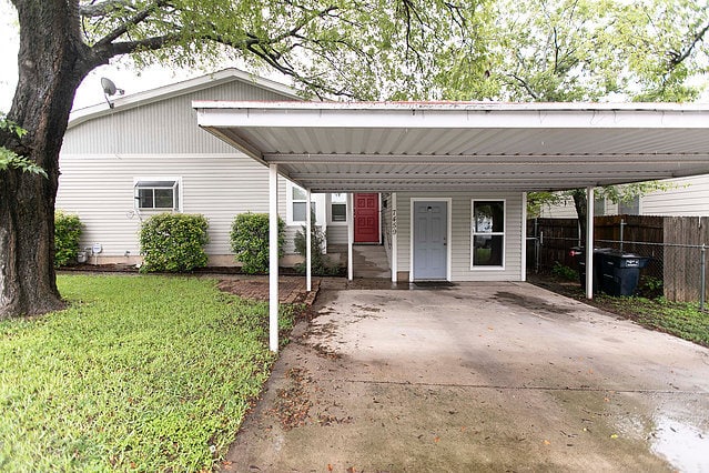 Photo - 7459 Mohawk Ave