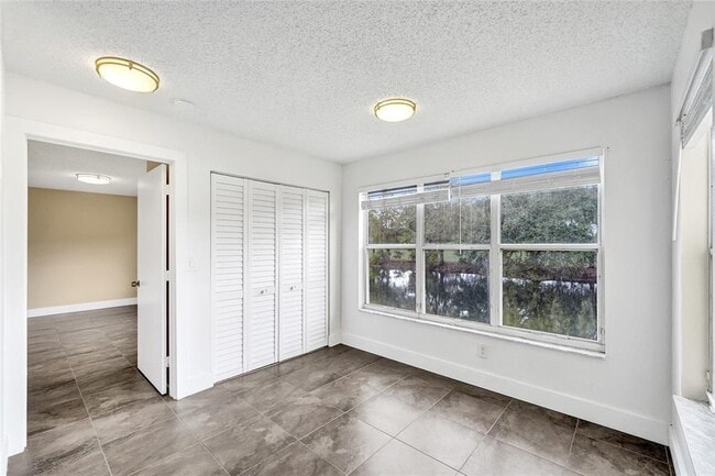 Photo - 457 Vista Isles Dr