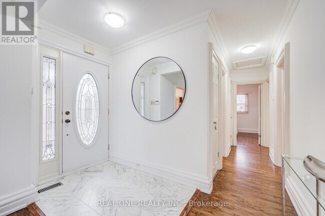 Photo - 26 Elvaston Dr