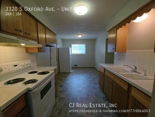 Photo - 3320 S Oxford Ave