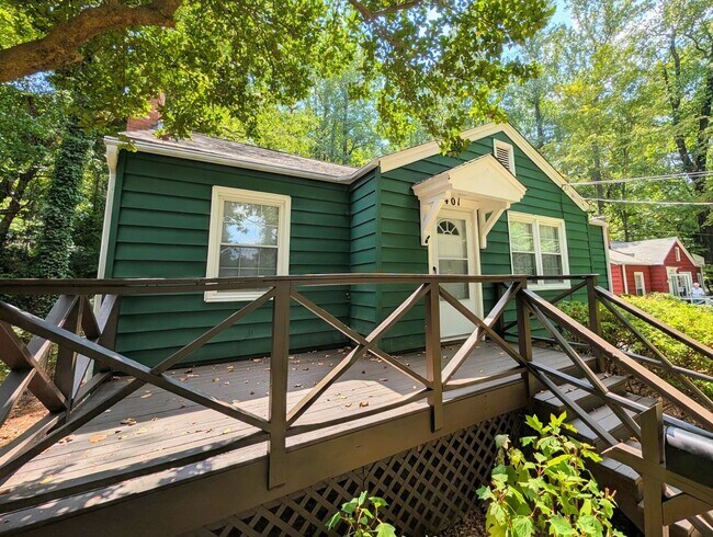 Photo - 401 Furches St