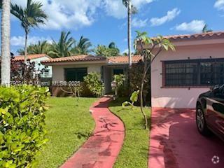 Building Photo - 1398 Normandy Dr Rental
