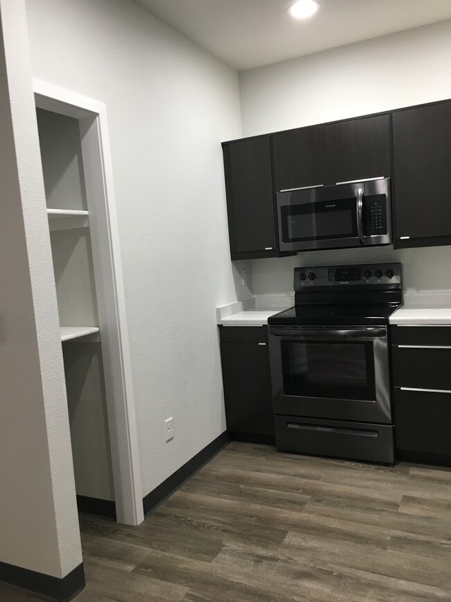 Photo - 410 E Mill St Unit 410 E Mill Street