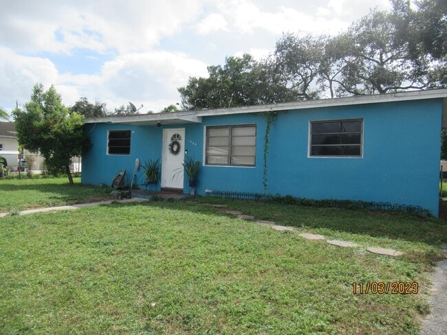 Photo - 3520 NW 208th St