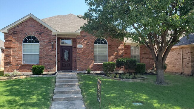 Building Photo - Pine Ridge Estates