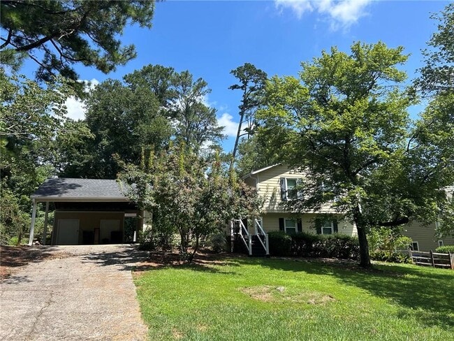 Building Photo - 9775 Loblolly Ln