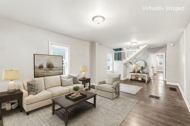 Building Photo - Spacious and Convenient 3-Bedroom Home in Indianapolis Unit 218 Jefferson Ave.