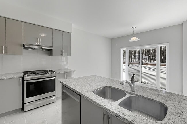 Photo - 275 Beechwood Forest Ln