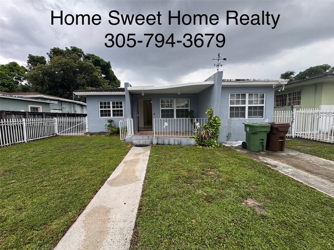 Photo - 458 SE 3rd St Casa