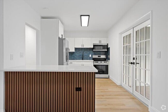 Building Photo - 1209 14th Ct S Rental