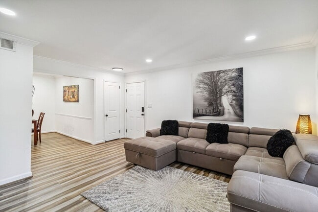 Photo - 1004 Patton Creek Ln