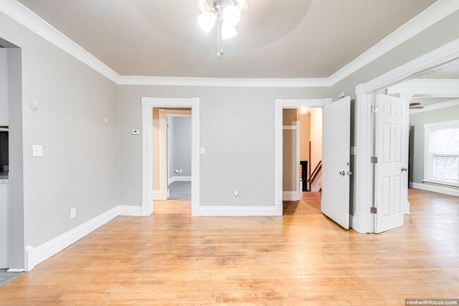 Photo - 407 E Irving Ave Unidad 407A