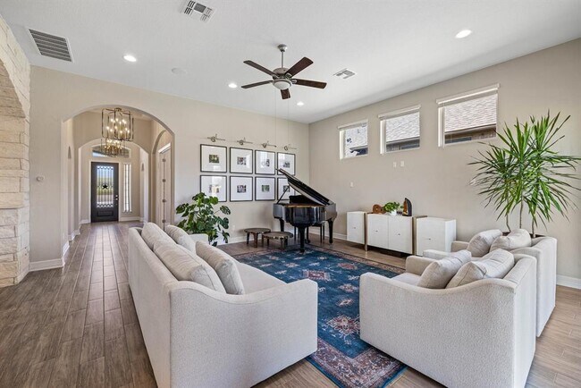 Photo - 4205 Lynette Ln