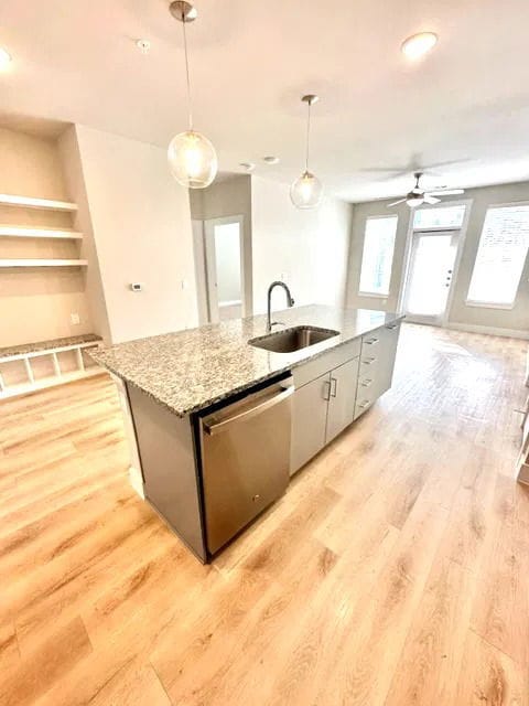 Photo - 8421 183A Unit 02260