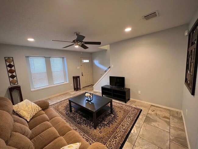 Photo - Updated condo at Cobblestone, closet to Campus!