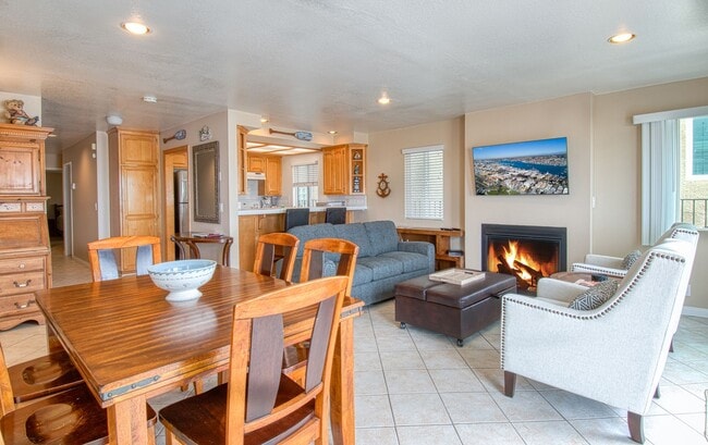 Photo - 3703 Seashore Dr Unidad A