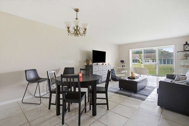 Photo - 2800 Fiore Way Unit 103