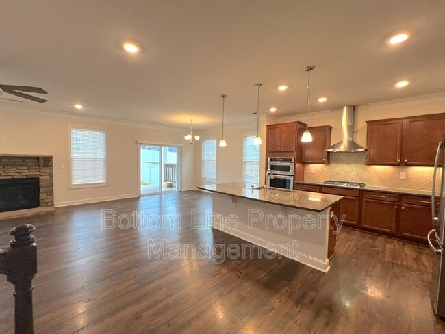 Photo - 145 Championship Dr