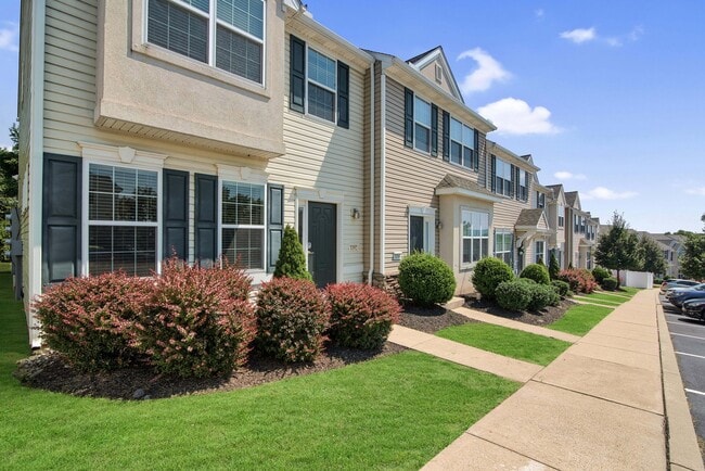 Photo - Emerald Pointe Townhomes