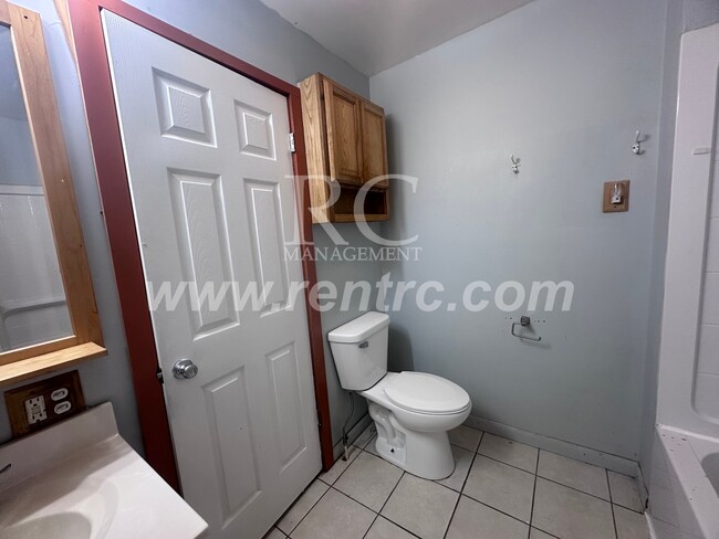 Photo - 109 Seminary-N