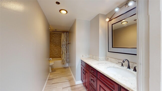 3525 Sage Rd Unit 1404