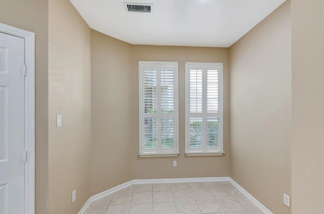 Photo - 126 Wintergreen Trail