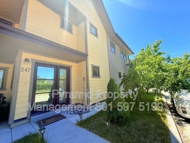 Building Photo - 247 S 700 W Rental