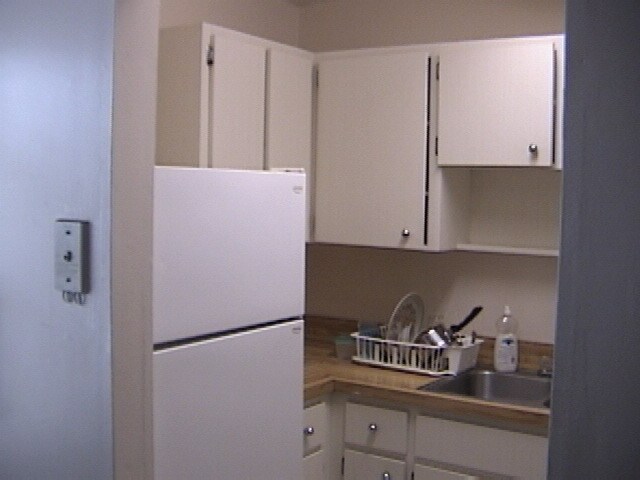 Photo - 914 SW 8th Ave