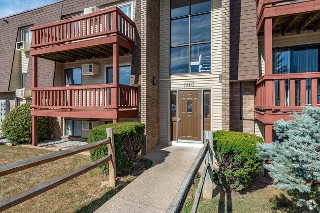 Entrance - Pinebrook Tower Apartments