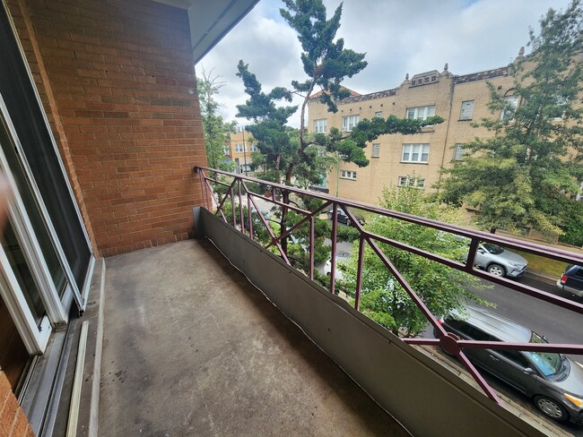 Photo - 6024 W Irving Park Rd