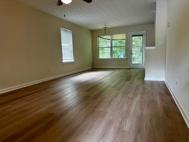 Photo - 4 bedrooms 2.5 baths home in Locust Grove
