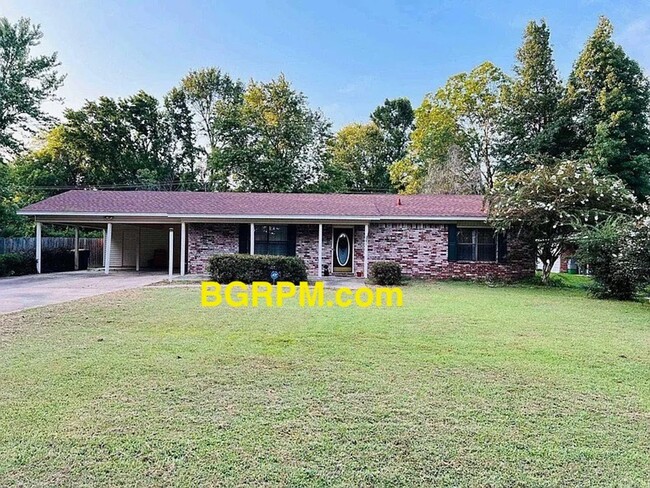 Large Cabot Home - Large Cabot Home