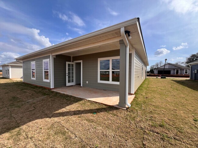 Photo - New Construction Home for Rent in Robertsdale, AL!!!