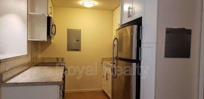 Photo - 1810 Kaio?o Dr Unit #B310