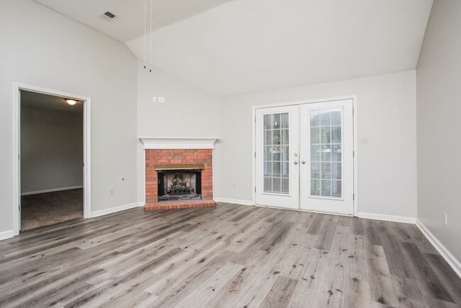 Photo - 5822 Michaelson Dr