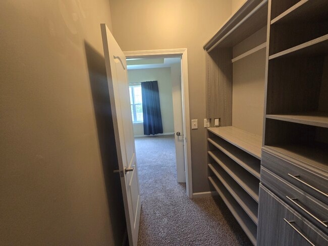 Photo - 173 Blackpool Dr