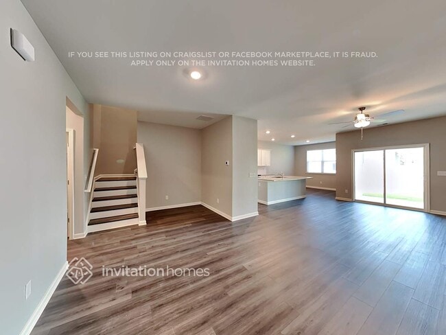 Photo - 132 Webster Cir