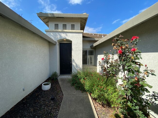 Photo - Spacious Single Story Home