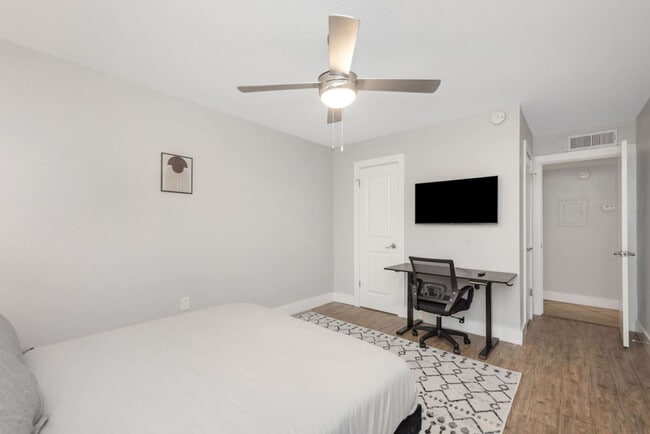 4352 W Kennedy Blvd Unit GO ID1365974P