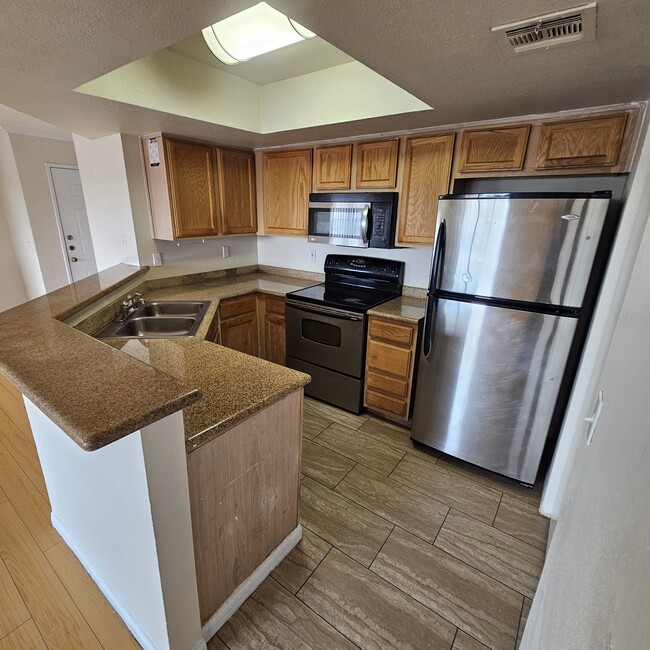 Photo - 8600 W Charleston Blvd Unidad 2204