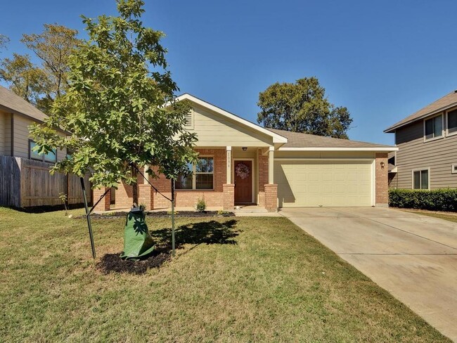 Photo - 1096 Twin Estates Dr Casa