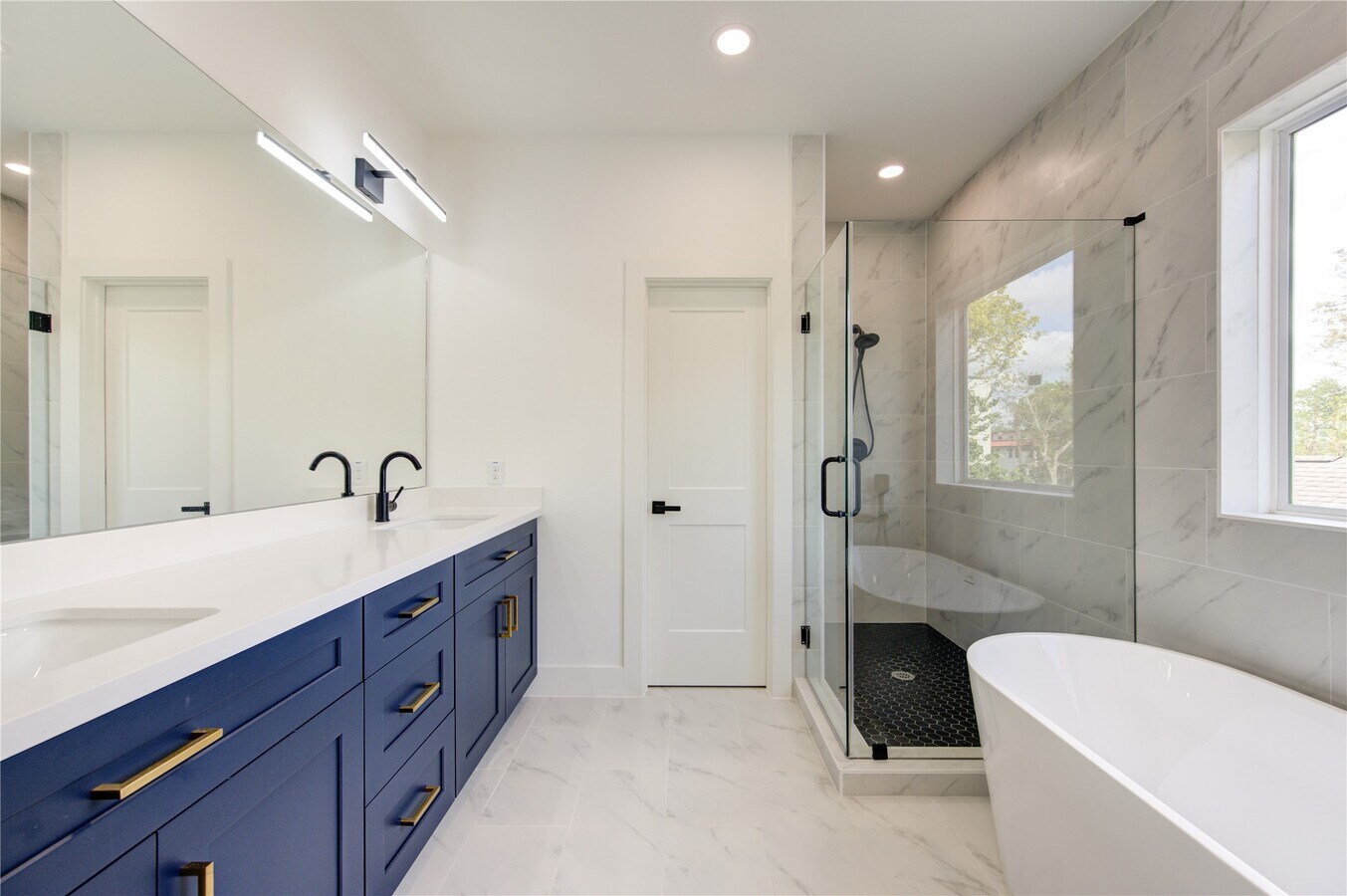 Photo - 3639 Rebecca St