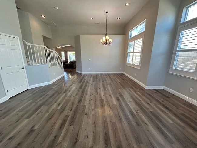 Photo - 3052 Red Oak Ct